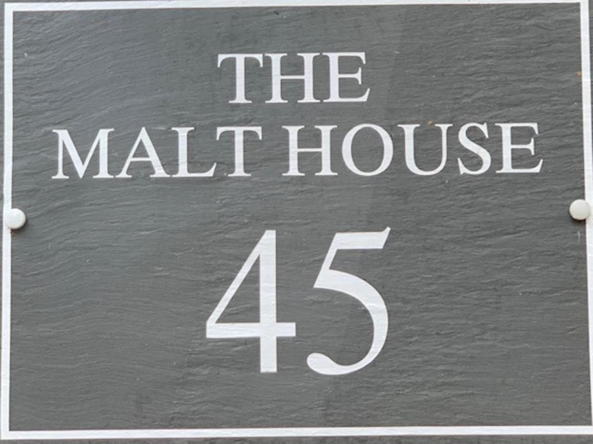 ホテル The Malt House アリスバーリー エクステリア 写真